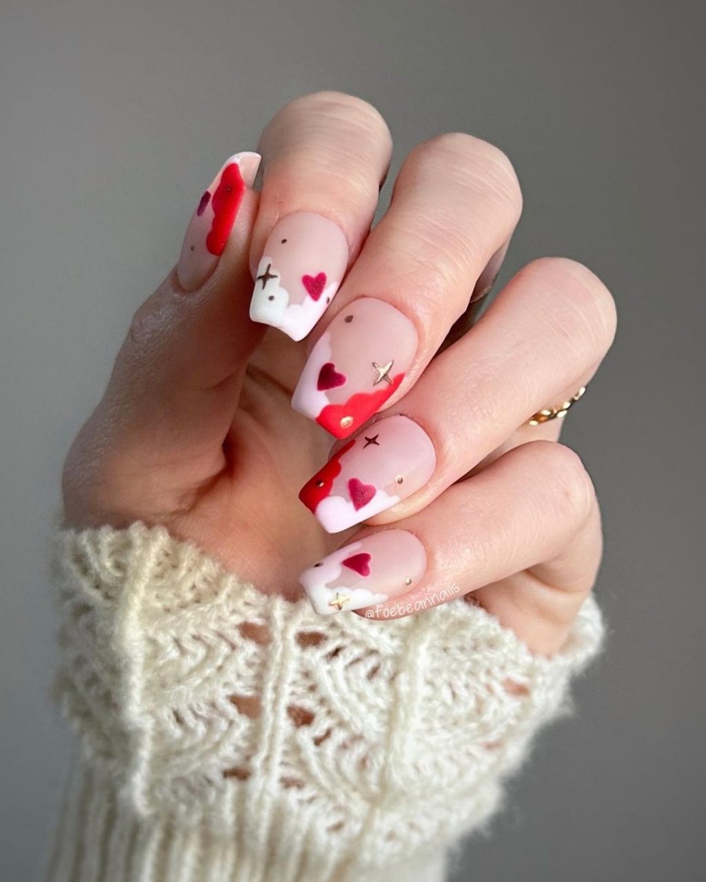 18 Sweet Valentine’s Day Nails You Gotta Try
