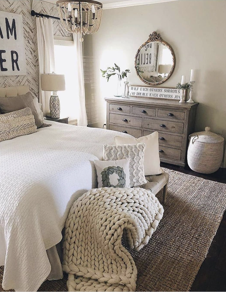 15 Stunning Farmhouse Bedroom Ideas