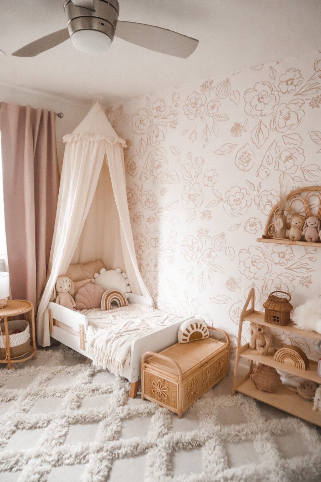 20 Boho Girl's Bedroom Ideas - Wonder Forest