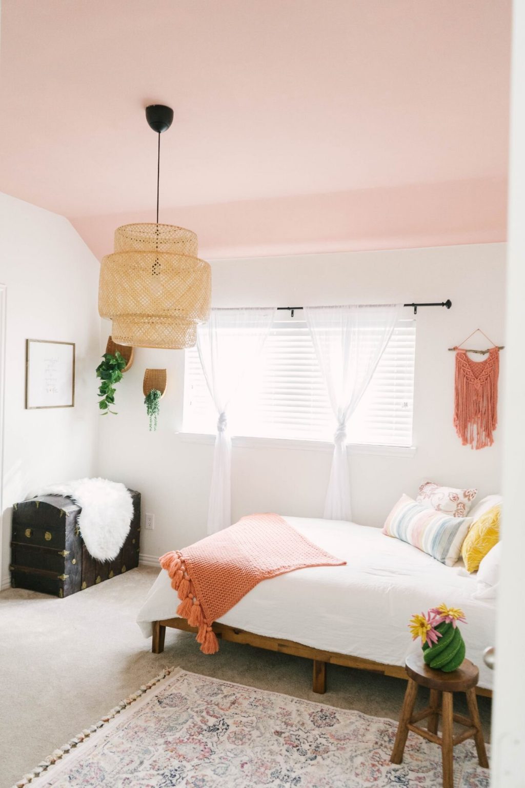 20 Boho Girl's Bedroom Ideas