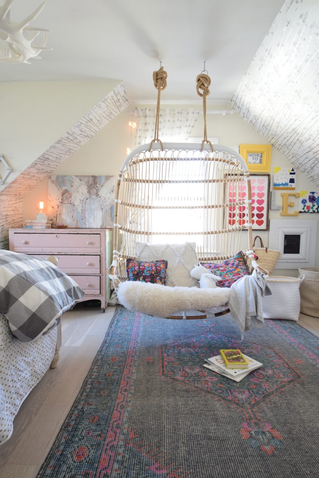 20 Boho Girl's Bedroom Ideas