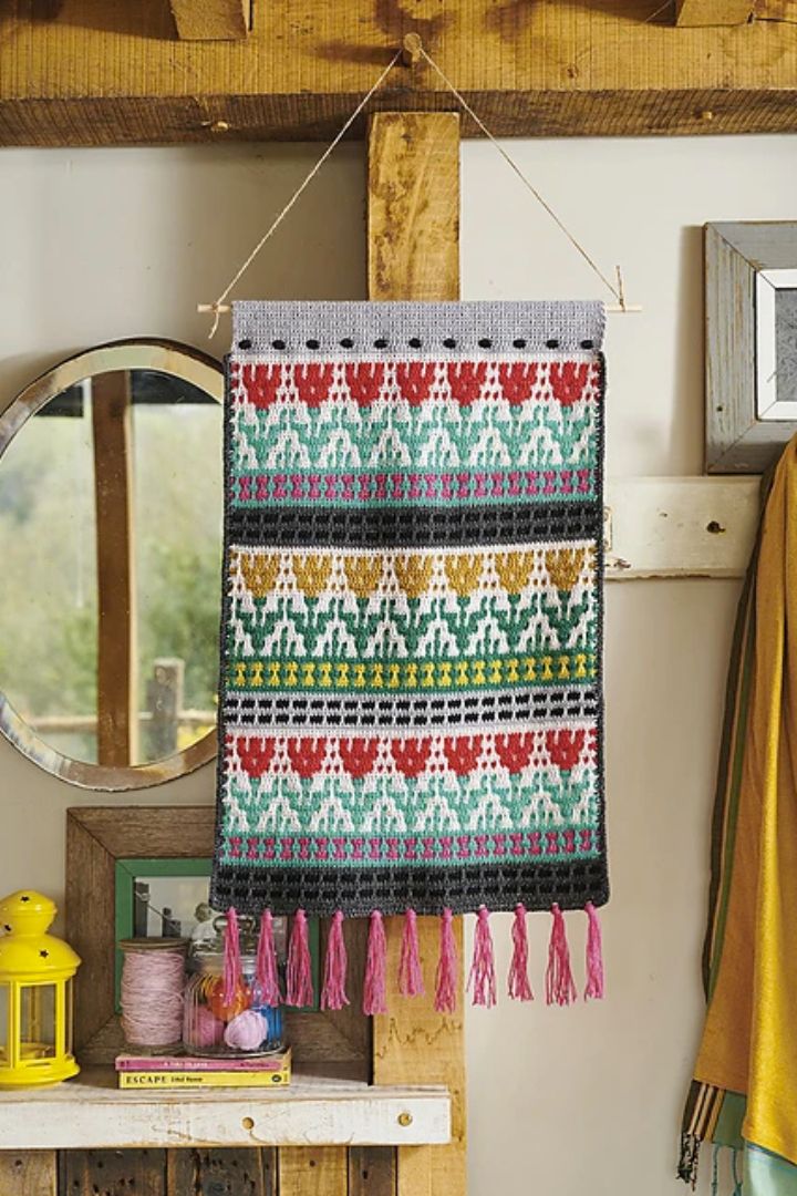 Woven Wall Hangings: A Trending Fibre Art To Try