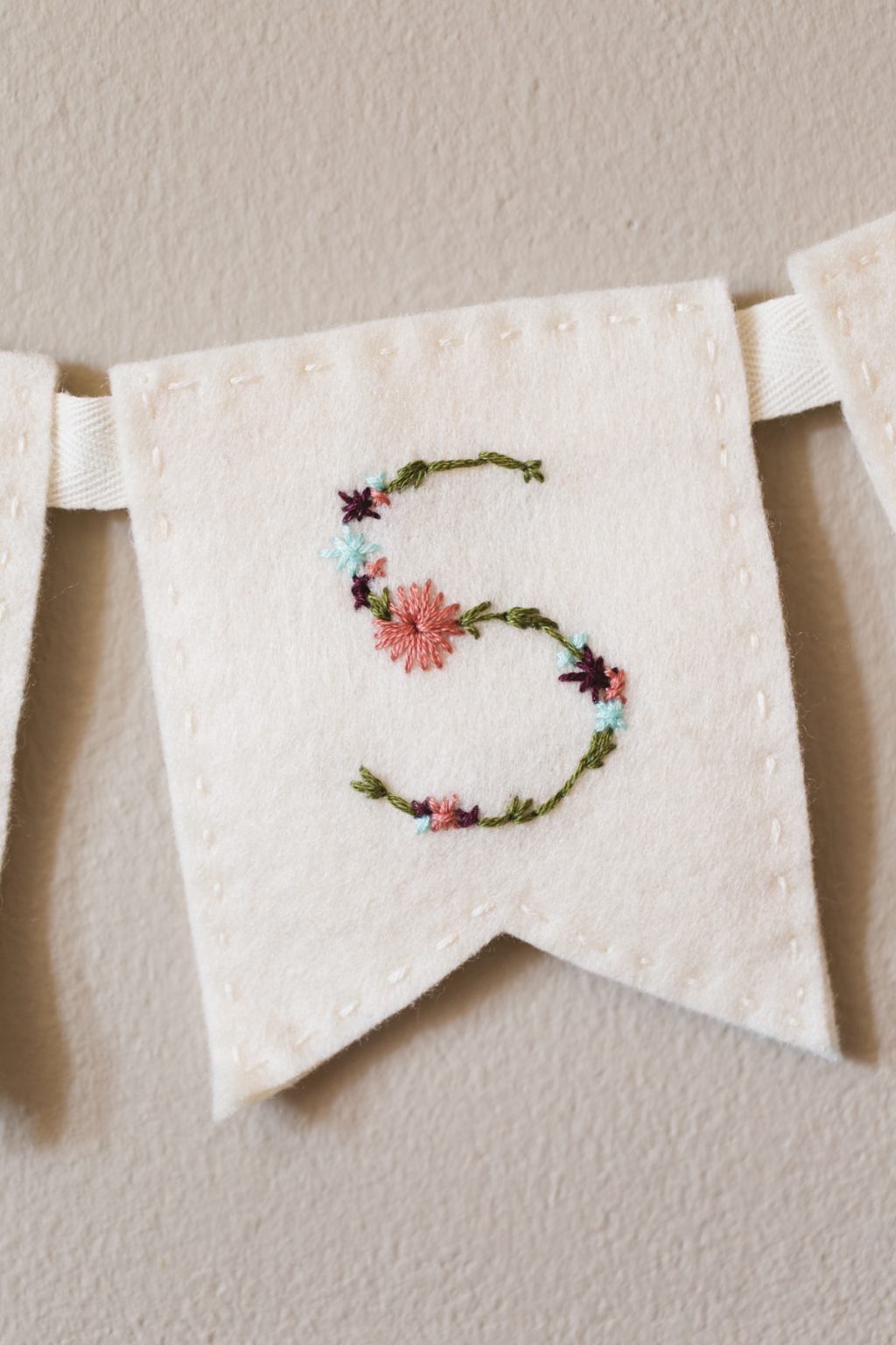 DIY Embroidery Projects: A Fun and Personal Touch to Your Home Decor