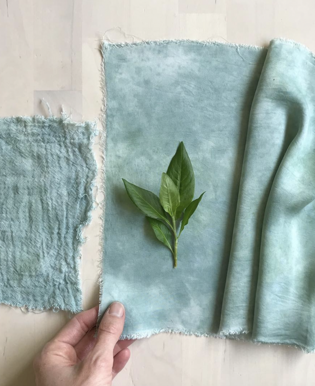 How to Dye Fabric With Natural Dyes