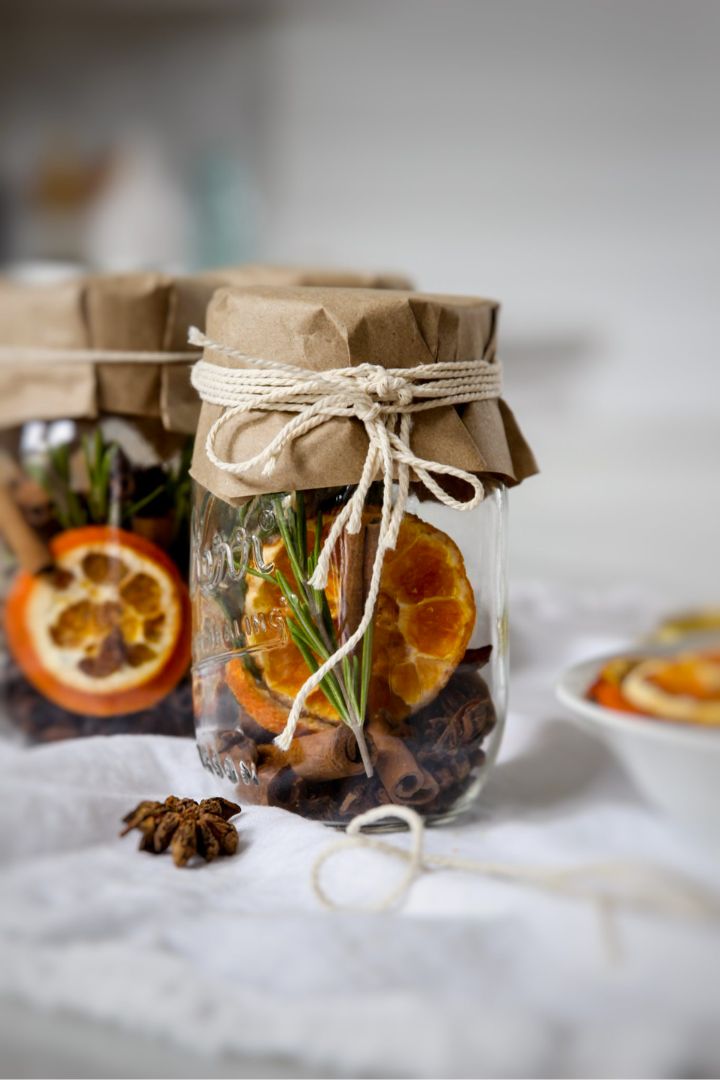 20 Fall-Themed Handmade Gifts
