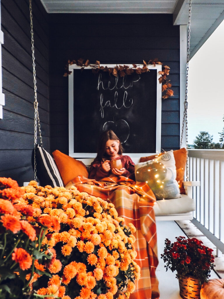 25 Fall Photoshoot Ideas You'll Want To Try