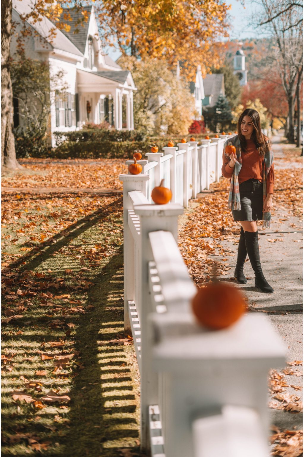 25 Fall Photoshoot Ideas You'll Want To Try