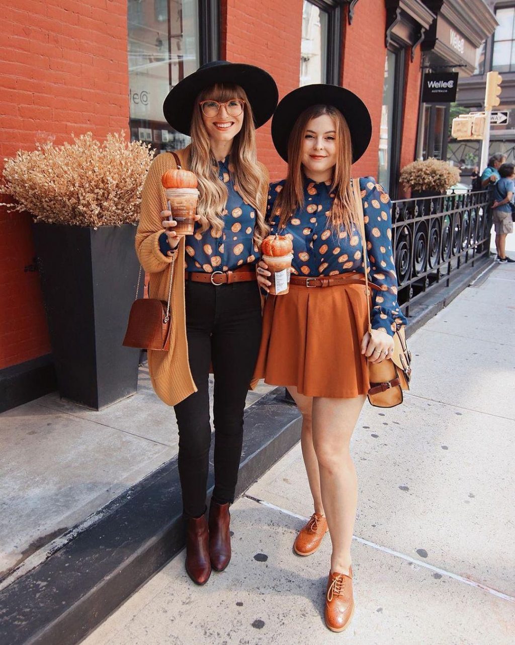 25 Fall Photoshoot Ideas You'll Want To Try
