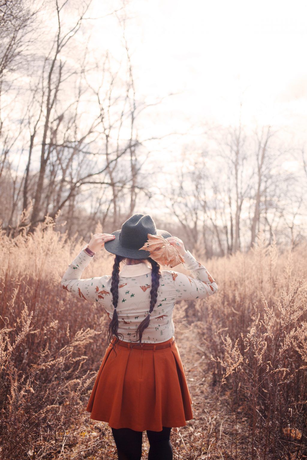 25 Fall Photoshoot Ideas You'll Want To Try