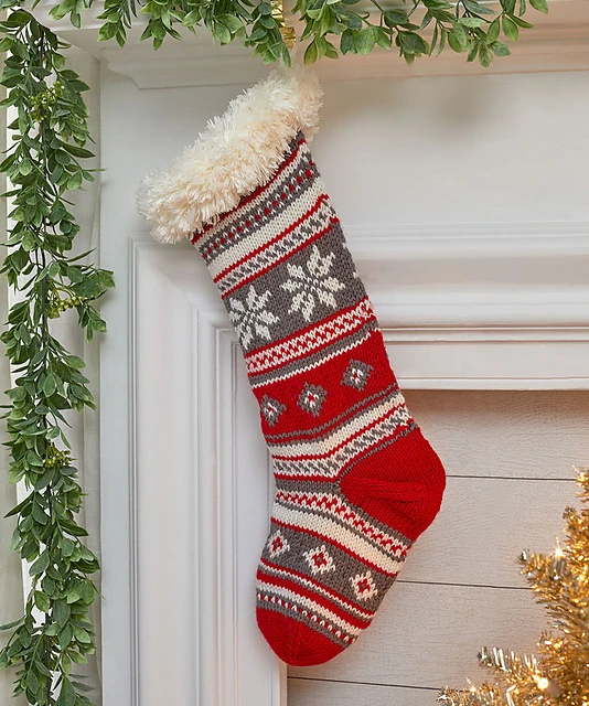 25 Knitted Christmas Stocking Patterns