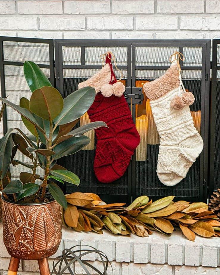 25 Knitted Christmas Stocking Patterns