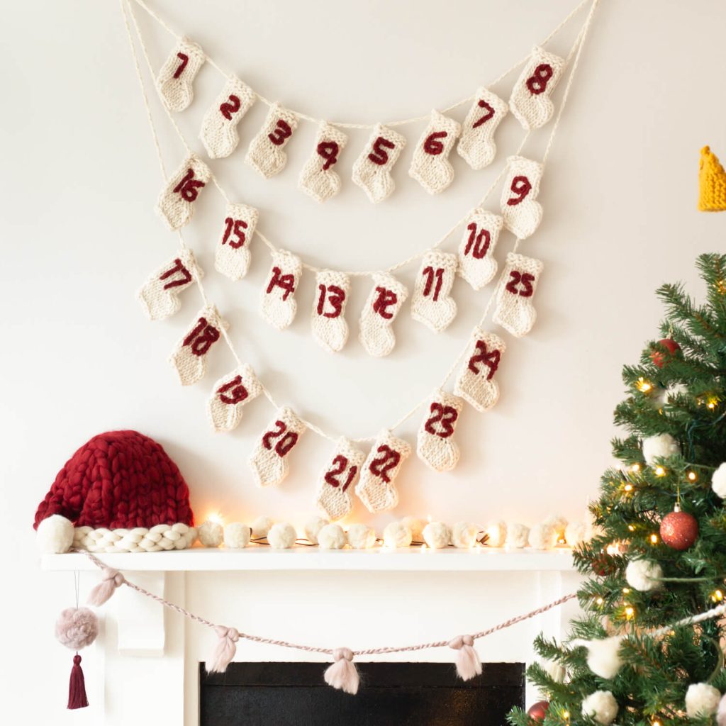 25 Knitted Christmas Stocking Patterns