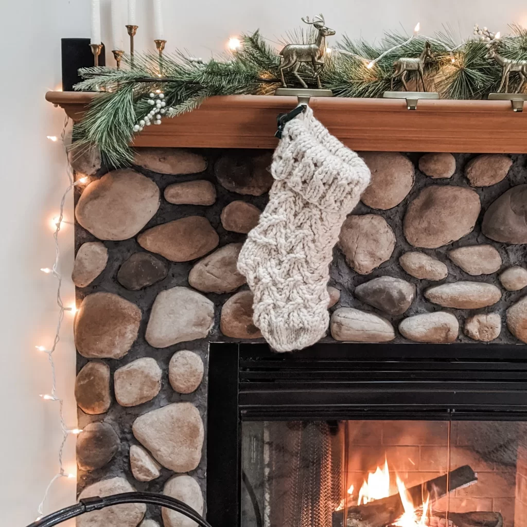 25 Knitted Christmas Stocking Patterns