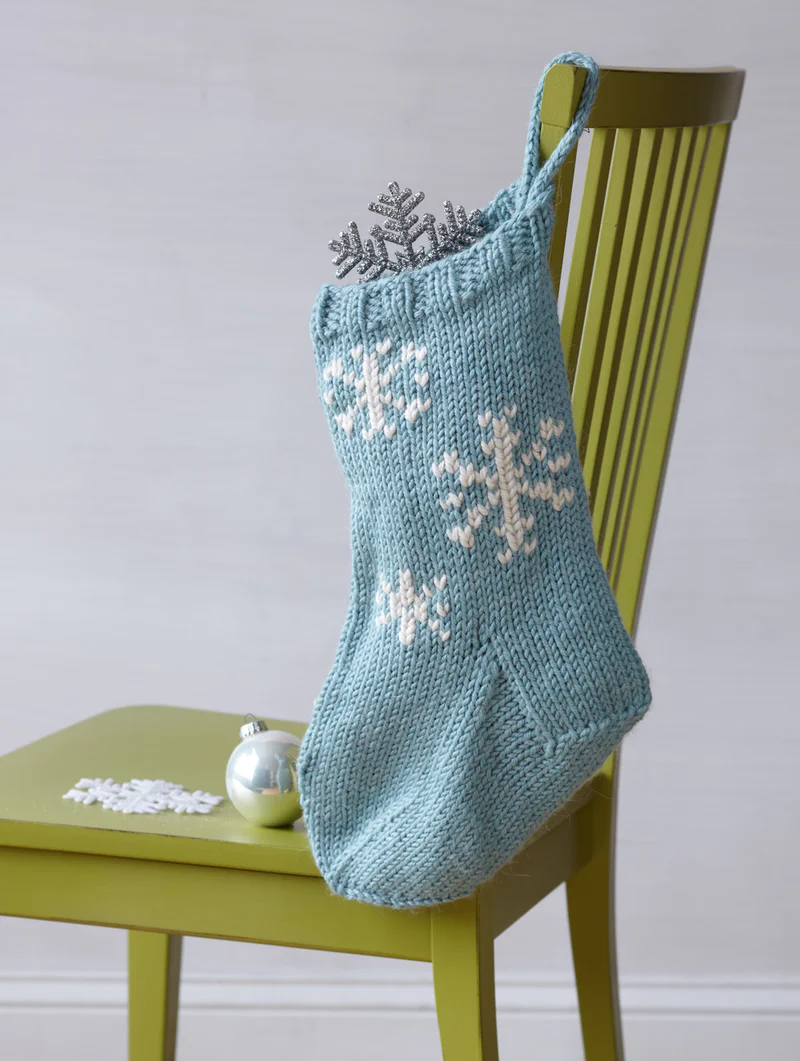 25 Knitted Christmas Stocking Patterns