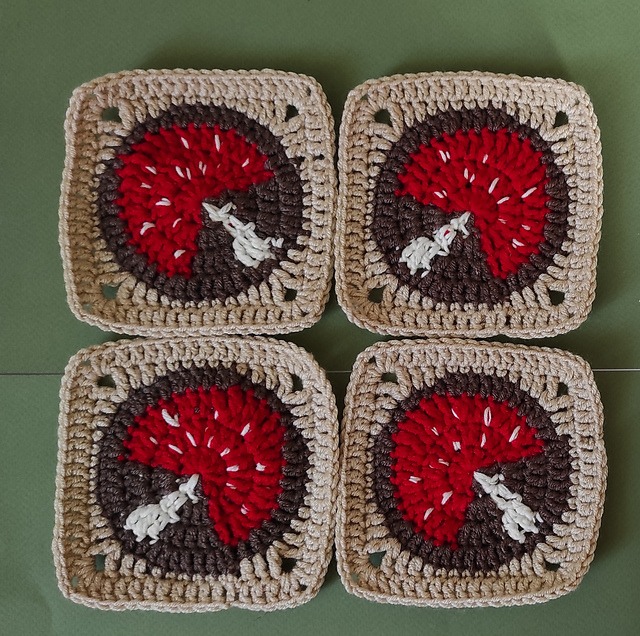 Mushroom Granny Square Pattern