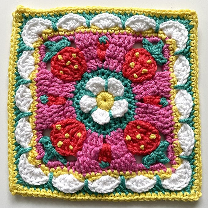 Strawberry Granny Square Design