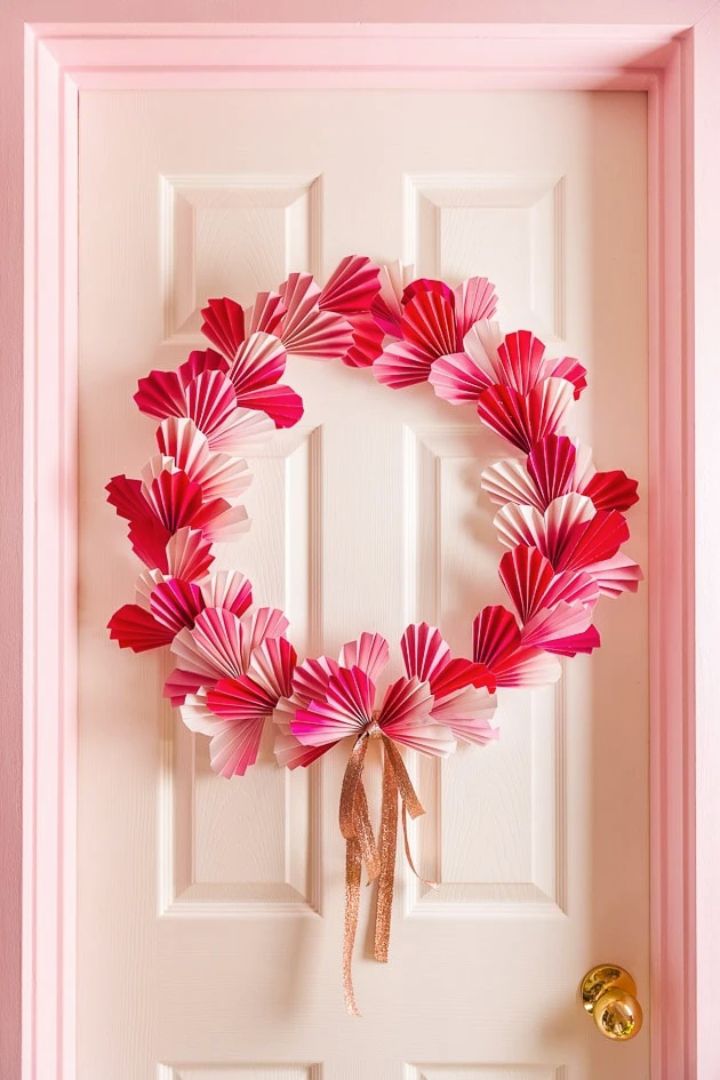 valentines day paper heart wreath