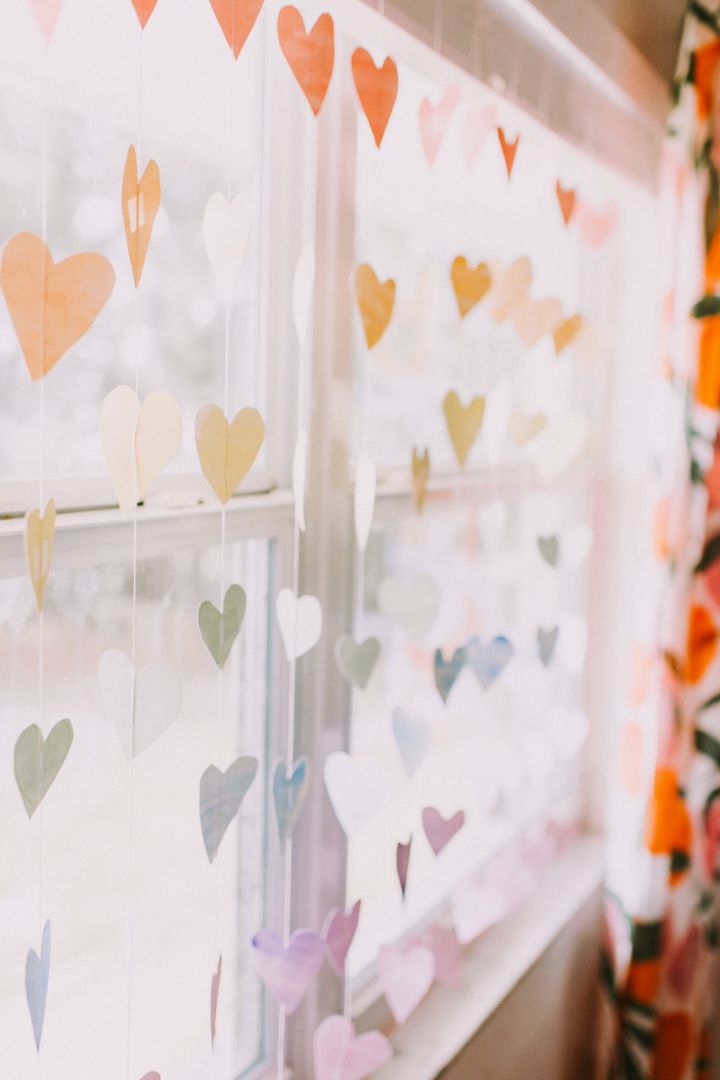 hanging hearts garland