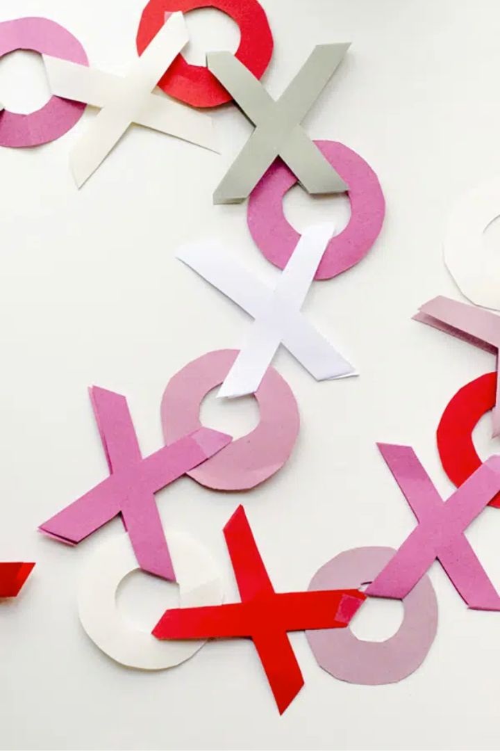 xo heart paper garland