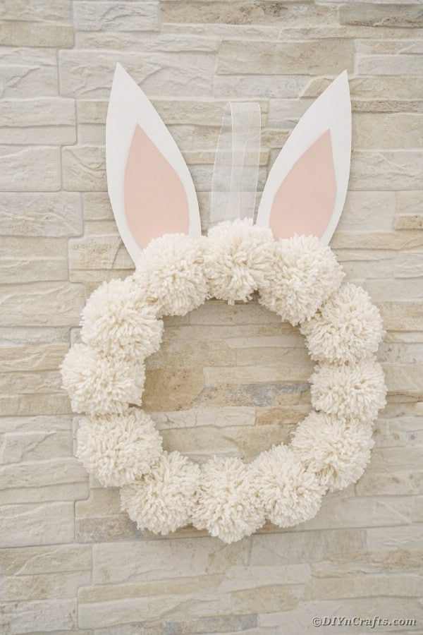 pom pom bunny wreath